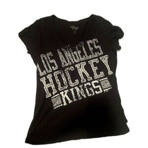 Women’s Medium Los Angeles LA Kings NHL V-Neck Fitted Tee Shirt Hockey Short Sle